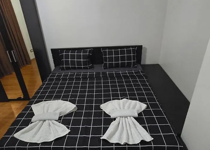 Appartamento Terrace & Comfort Residence- Self Check-in Bucarest