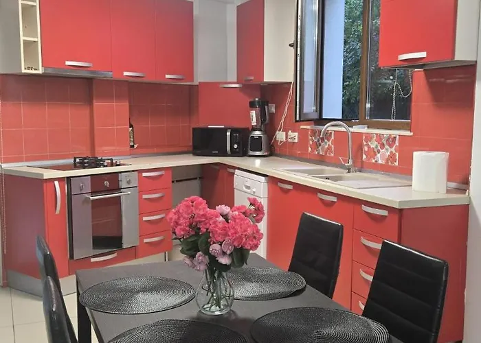 Terrace & Comfort Residence- Self Check-in